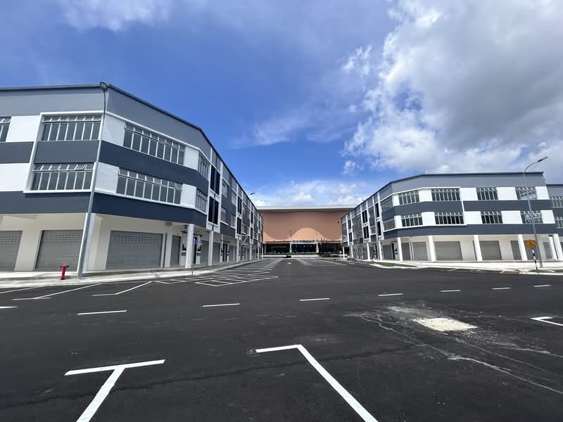 Vervo city @ Jalan Kiambang Bandar Indahpura Kulai untuk Untuk Dijual - RM 2,200,000, Mac 2026 - Exterior - PropertyGuru.com.my