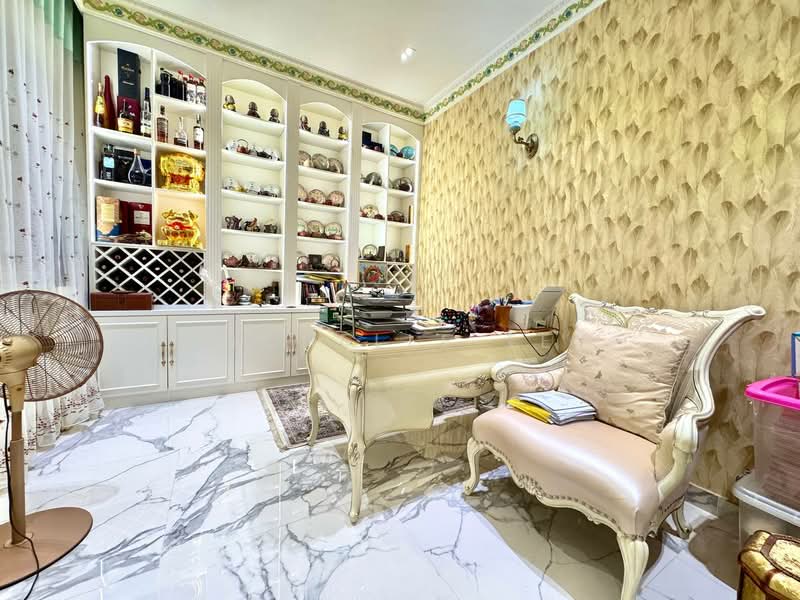 Cluster House for Sale in Taman Ekoflora (Johor Bahru) - Michelle Tey - Study - PropertyGuru.com.my