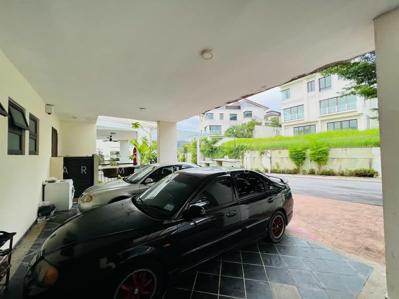 Semi-Detached House for Sale in Taman Melawati (Ulu Kelang) - Zarema Kulbuzheva - Car Park - PropertyGuru.com.my