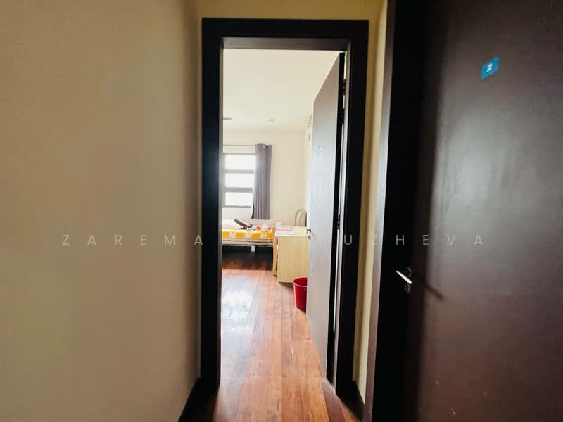 Semi-Detached House for Sale in Taman Melawati (Ulu Kelang) - Zarema Kulbuzheva - Corridor - PropertyGuru.com.my