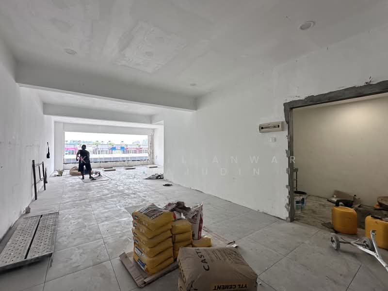 Shop / Office for Rent in Bukit Jelutong (Shah Alam) - Khairil Anwar Sirajudin - Interior - PropertyGuru.com.my