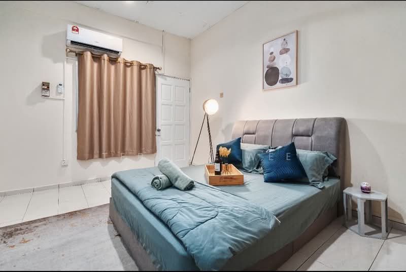 Happy Garden untuk Untuk Disewa - RM 3,500 /bulan, Feb 2026 - Bedroom - PropertyGuru.com.my