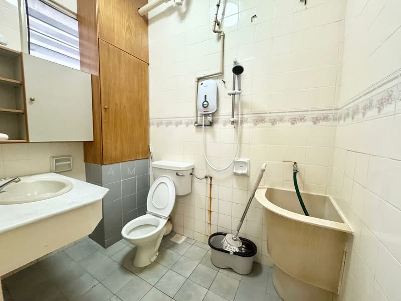 Apartment for Rent at Kayangan Puri Mutiara (KPM) - Amber Koay - Bathroom - PropertyGuru.com.my