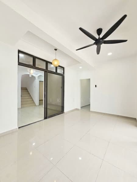 2-storey Terraced House for Sale in Taman Desa Cemerlang (Ulu Tiram) - Yik Tat - PropertyGuru.com.my