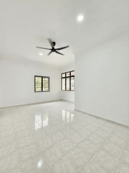 2-storey Terraced House for Sale in Taman Desa Cemerlang (Ulu Tiram) - Yik Tat - PropertyGuru.com.my
