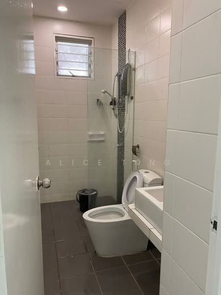 Vue Residences untuk Untuk Disewa - RM 2,150 /bulan, Feb 2026 - Bathroom - PropertyGuru.com.my