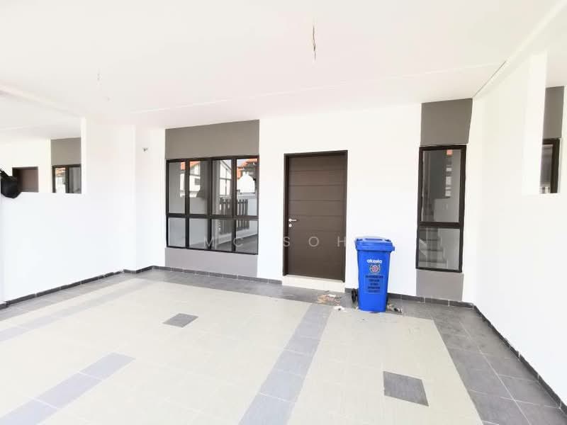 2-storey Terraced House for Sale in Setia Alam (Selangor) - MC Soh - Entrance - PropertyGuru.com.my
