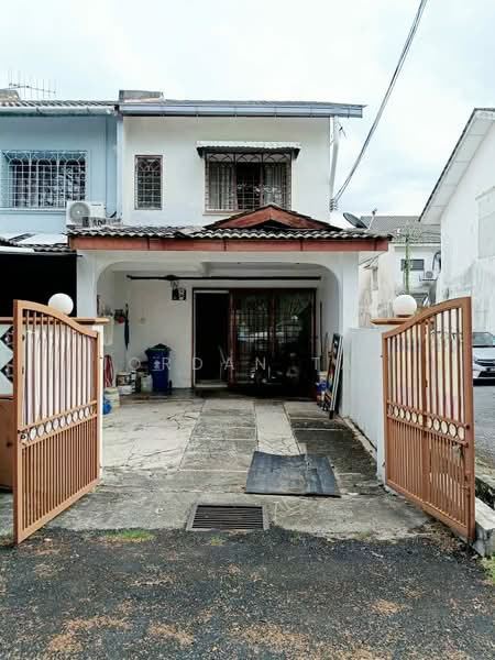 2-storey Terraced House for Sale in Puchong (Selangor) - Jordan Tan - Exterior - PropertyGuru.com.my