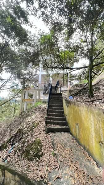 Agricultural Land for Sale in Raub (Pahang) - Toh HC - 3 bedrooms house  - PropertyGuru.com.my