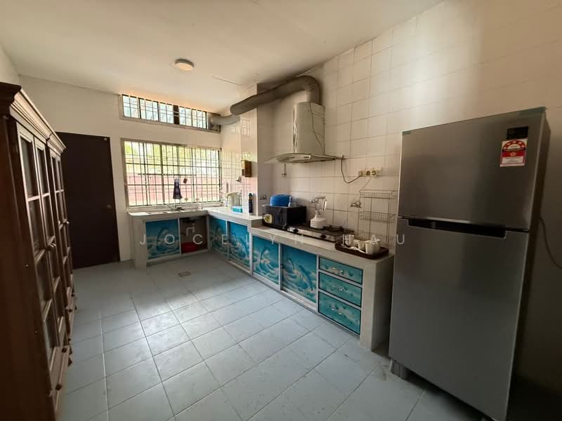 Bungalow for Sale in Senai (Johor) - Jocelyn Hau - Kitchen - PropertyGuru.com.my
