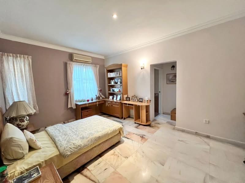 Bungalow for Sale in Taman Abad (Johor Bahru) - Yik Tat - PropertyGuru.com.my