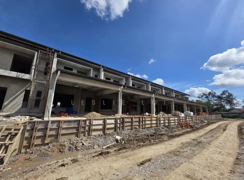 2-storey Terraced House for Sale in Moyan (Kuching) - Leslie Loi - Exterior - PropertyGuru.com.my
