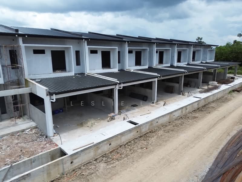 2-storey Terraced House for Sale in Moyan (Kuching) - Leslie Loi - Exterior - PropertyGuru.com.my