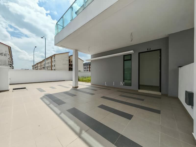 Cluster House for Sale in Johor Bahru (Johor) - Iris Lim - Exterior - PropertyGuru.com.my