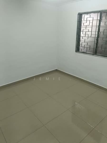 1-storey Terraced House for Rent in Taman Abad (Johor Bahru) - Jemie . - Interior - PropertyGuru.com.my