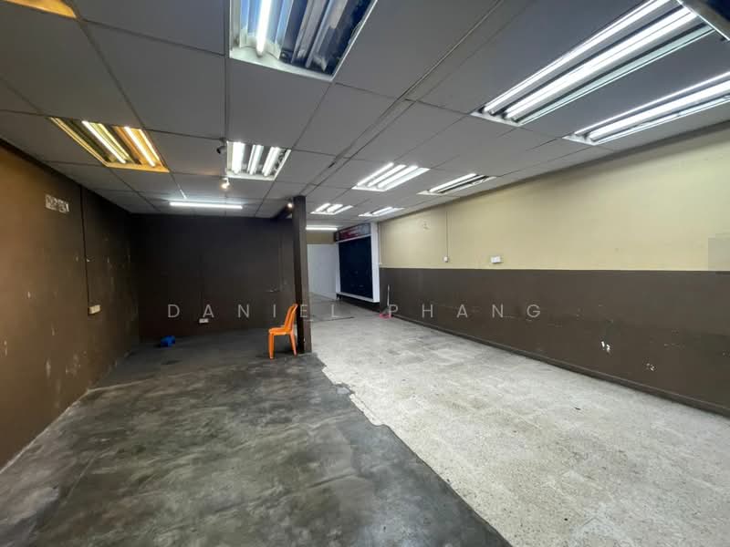 Jelutong Jalan Tan Sri Teh Ewe Lim Shophouse untuk Untuk Disewa - RM 4,500 /bulan, Feb 2026 - Interior - PropertyGuru.com.my