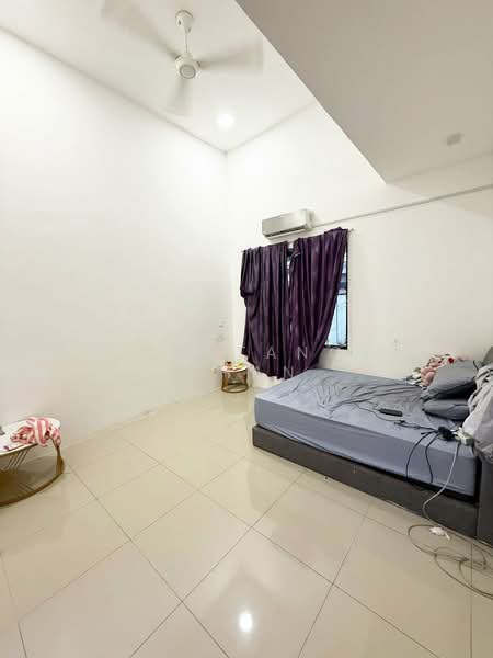 Semi-Detached House for Sale in Johor Bahru (Johor) - Constance Chan - Bedroom - PropertyGuru.com.my