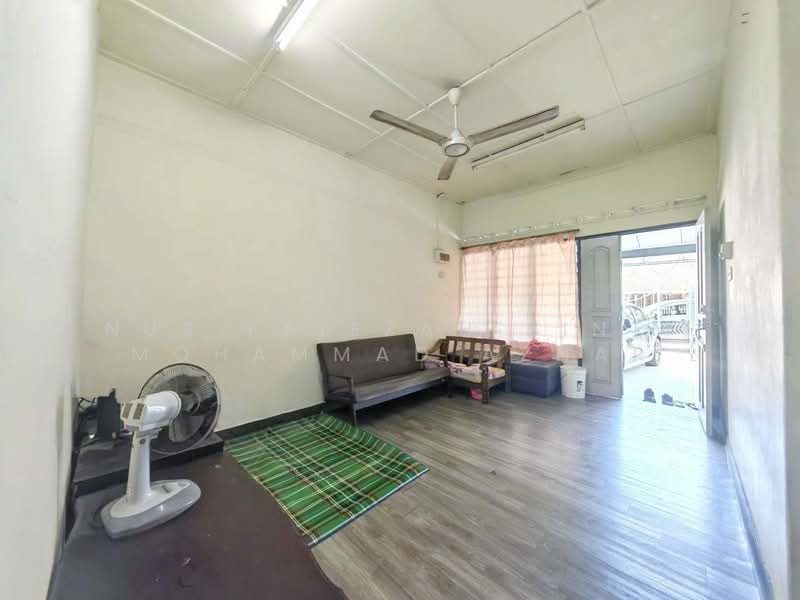 Laman Beringin @ Taman Rinting untuk Untuk Dijual - RM 468,000, Feb 2026 - Living Room - PropertyGuru.com.my