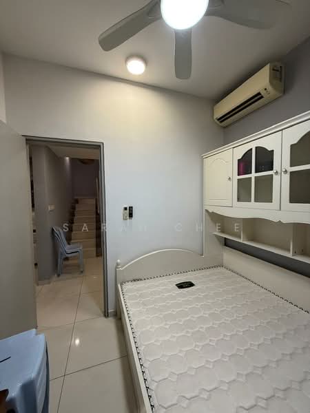 Condominium for Rent at Midfields 2 - Sarah Chee - Bedroom - PropertyGuru.com.my