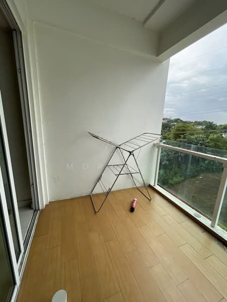 Servis Apartment untuk Dijual di Chelsea @ Plaza Damas 3 - Mori Ng - Balcony - PropertyGuru.com.my
