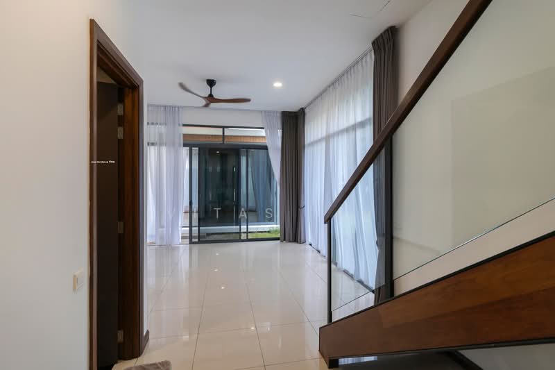2-storey Terraced House for Rent in Eco Sanctuary (Telok Panglima Garang) - Vitas Tan - Living Room - PropertyGuru.com.my