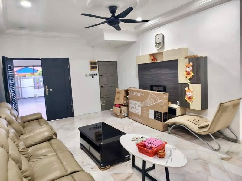 Semi-Detached House for Sale in Pontian (Johor) - Eric Wong - Living Room - PropertyGuru.com.my
