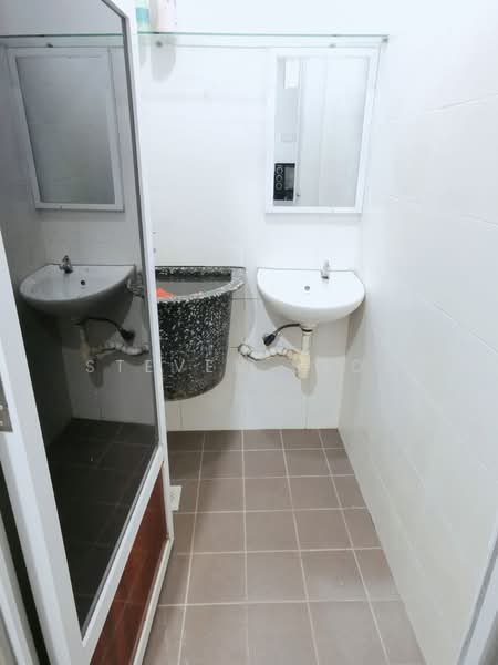 Taman Pelangi Indah untuk Untuk Dijual - RM 380,000, Feb 2026 - Bathroom - PropertyGuru.com.my