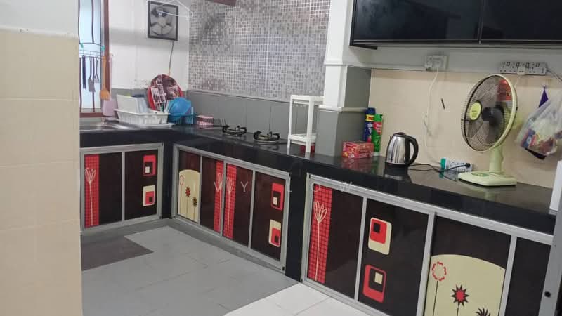2-storey Terraced House for Rent in Taman Scientex Pasir Gudang (Pasir Gudang) - Ivy Low - Kitchen - PropertyGuru.com.my