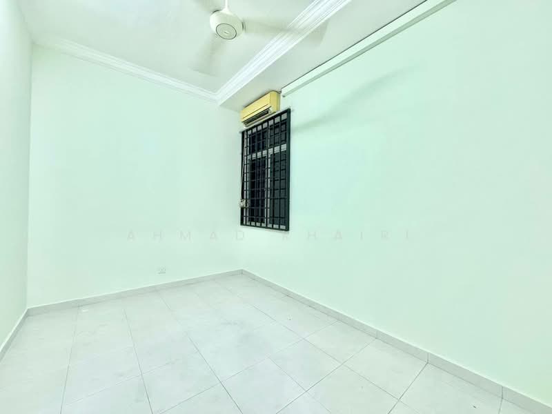 Apartment for Sale at Pangsapuri Lagoon Perdana - Ahmad Khairi - Interior - PropertyGuru.com.my