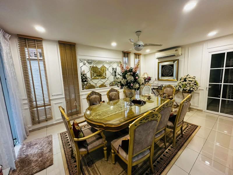 Semi-Detached House for Sale in Johor Bahru (Johor) - Nur Faiezah Binti Mohammad Azhar - Dining Room - PropertyGuru.com.my