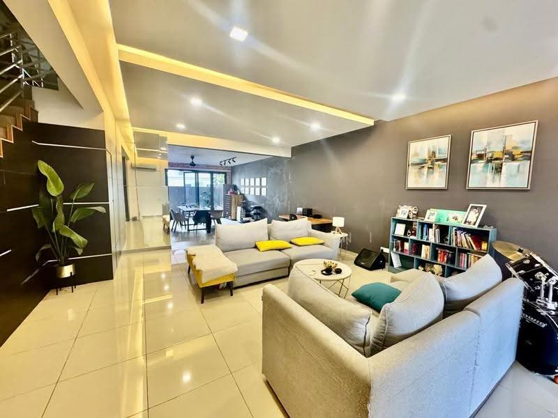 Terraced House for Sale in Setia Tropika (Johor Bahru) - UMAIR ZANIL - Living Room - PropertyGuru.com.my