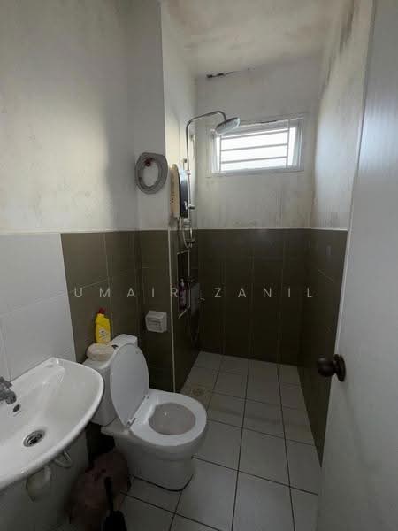 Terraced House for Sale in Setia Tropika (Johor Bahru) - UMAIR ZANIL - Bathroom - PropertyGuru.com.my