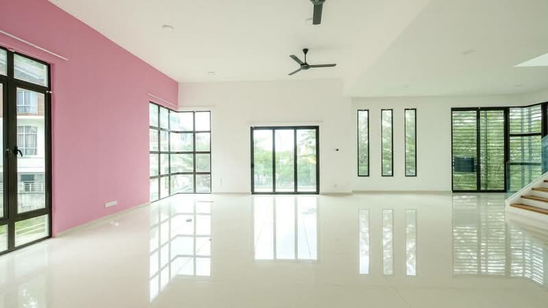 D'Impian Tropika, Balakong untuk Untuk Dijual - RM 2,300,000, Feb 2026 - Living Room - PropertyGuru.com.my