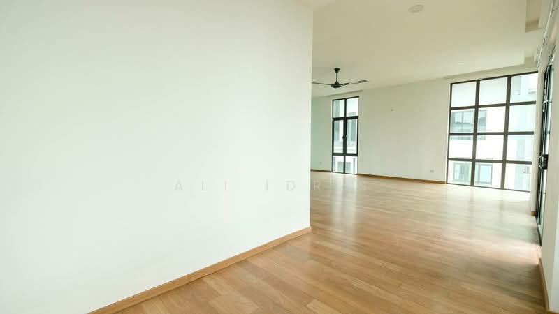 D'Impian Tropika, Balakong untuk Untuk Dijual - RM 2,300,000, Feb 2026 - Living Room - PropertyGuru.com.my