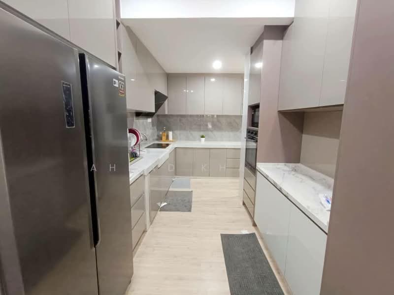 Cluster House for Sale in Sunway Alam Suria (Shah Alam) - Ahmad Khairi - Kitchen - PropertyGuru.com.my