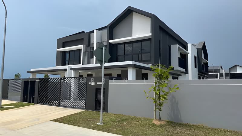 Cluster House for Sale in Shah Alam (Selangor) - Darren Lai - Exterior - PropertyGuru.com.my