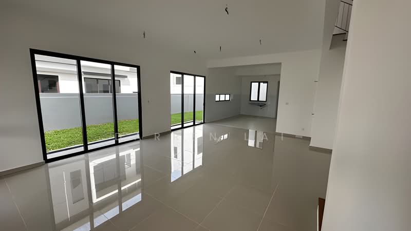 Cluster House for Sale in Shah Alam (Selangor) - Darren Lai - Living Room - PropertyGuru.com.my
