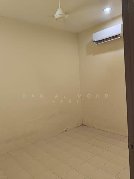 1-storey Terraced House for Sale in Taman Seri Kota (Langgar) - Danial Mohd Zaki - Interior - PropertyGuru.com.my