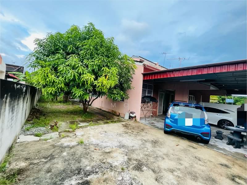Semi-Detached House for Sale in Alor Setar (Kedah) - Danial Mohd Zaki - Exterior - PropertyGuru.com.my