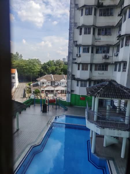 Meadow Park 3 untuk Untuk Dijual - RM 330,000, Mac 2026 - Exterior - PropertyGuru.com.my