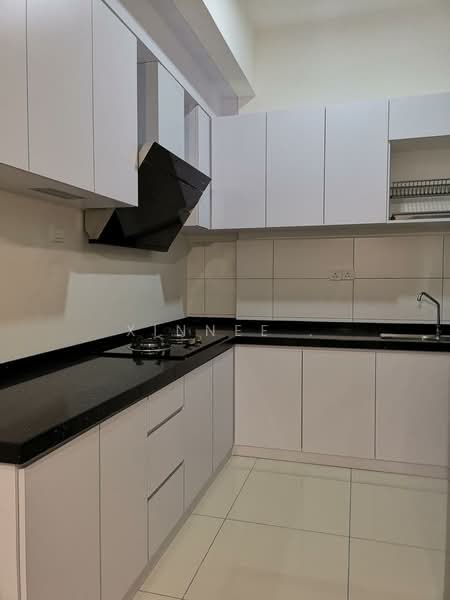 Marinox Sky Villas untuk Untuk Dijual - RM 880,000, Feb 2026 - Kitchen - PropertyGuru.com.my