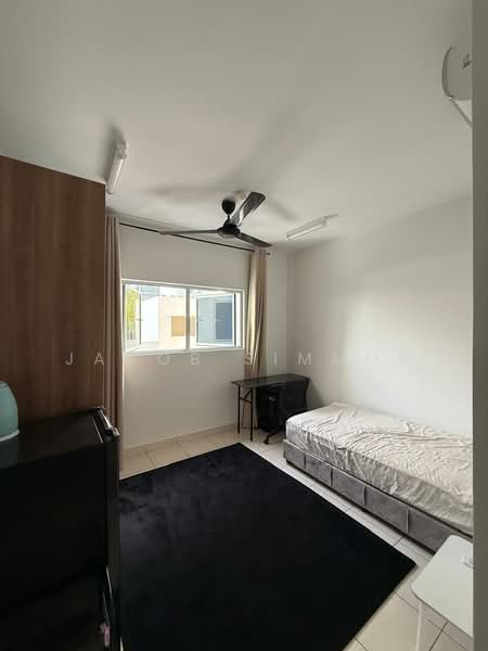 Servis Apartment untuk Disewa di Alanis Residence - Jacob Simmon - Bedroom - PropertyGuru.com.my