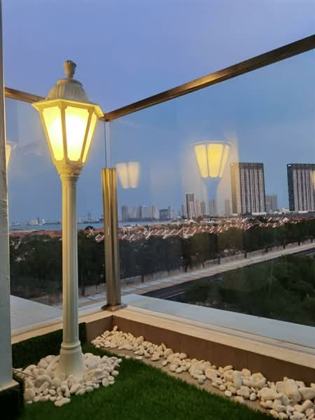 Marinox Sky Villas untuk Untuk Dijual - RM 850,000, Feb 2026 - Balcony - PropertyGuru.com.my