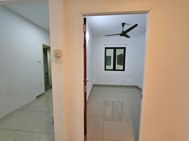 Service Residence for Sale at Pearl Suria - Louisa Law - Interior - PropertyGuru.com.my