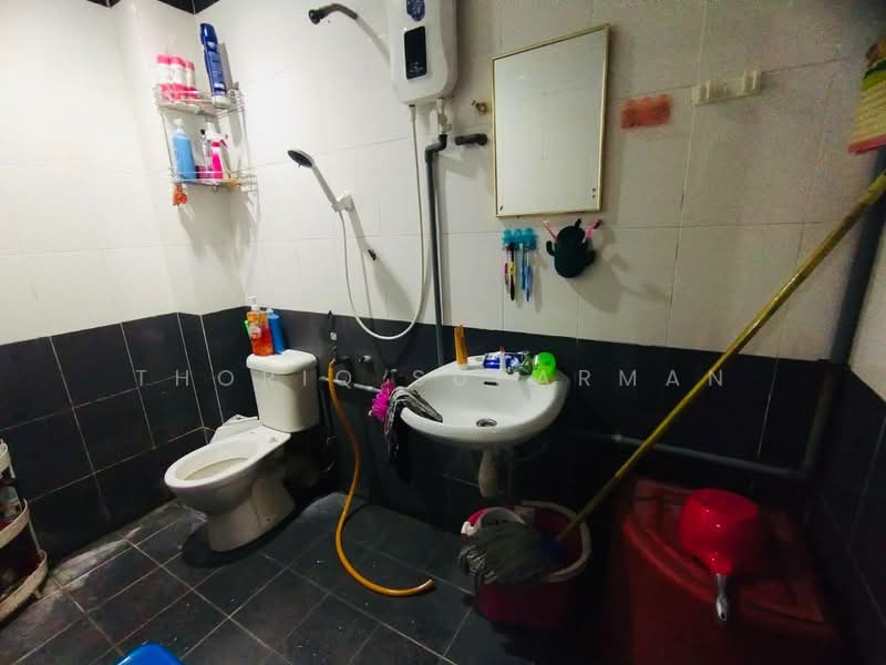 Taman Medan untuk Untuk Dijual - RM 539,000, Feb 2026 - Bathroom - PropertyGuru.com.my