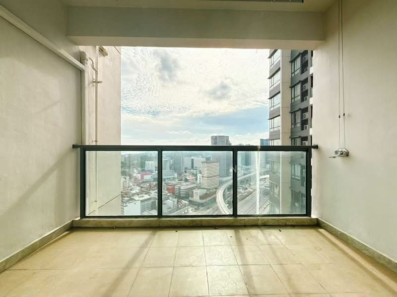 Service Residence for Sale at R&F Princess Cove Phase 1 - Jolin Ng - Balcony - PropertyGuru.com.my