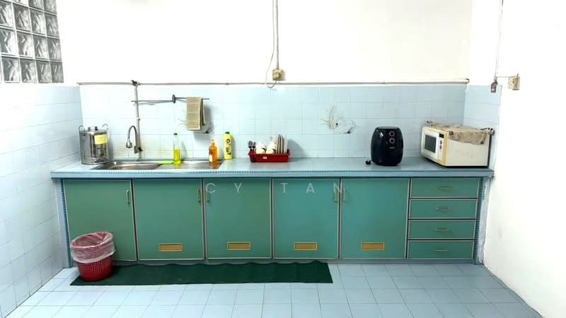 Bayan Lepas untuk Untuk Disewa - RM 2,500 /bulan, Mac 2026 - Kitchen - PropertyGuru.com.my