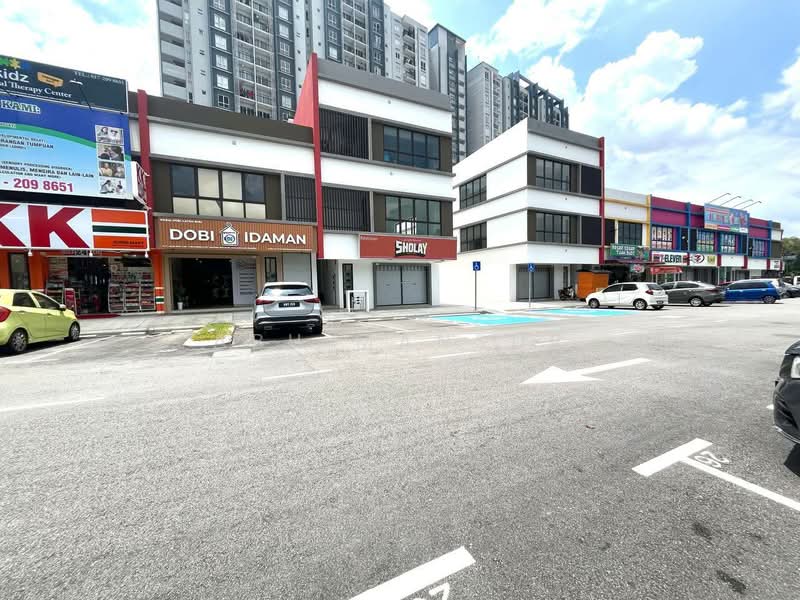Shop for Rent in U8, Taman Bukit Jelutong (Shah Alam) - Abu Mansur - PropertyGuru.com.my