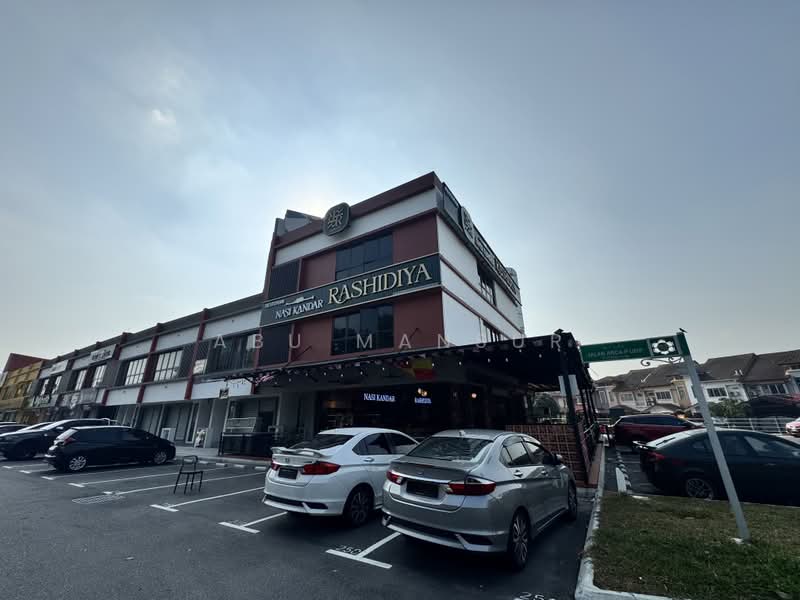 Shop for Rent in U8, Taman Bukit Jelutong (Shah Alam) - Abu Mansur - Exterior - PropertyGuru.com.my