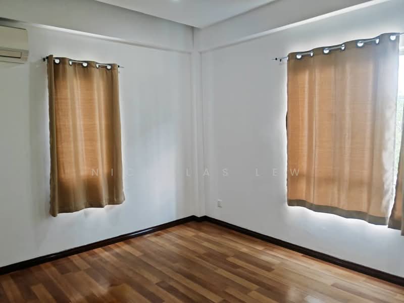 Townhouse for Rent in Taman Bukit Serdang (Seri Kembangan) - Nicholas Lew - Interior - PropertyGuru.com.my